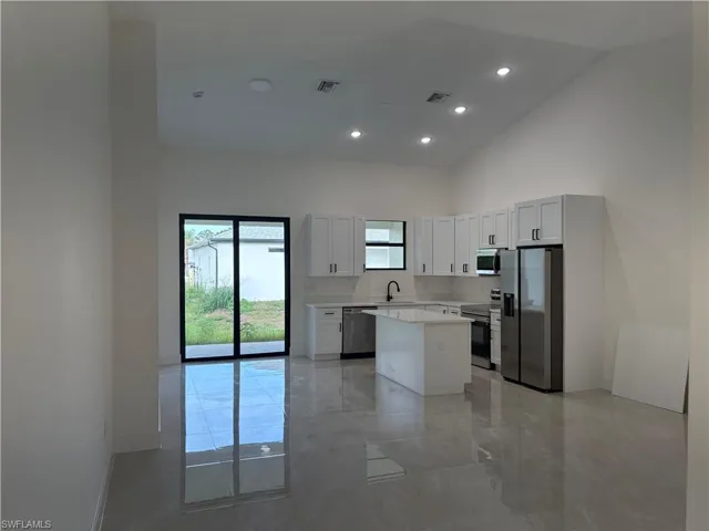 4812-4814 28th St Sw, Lehigh Acres, Florida 33973