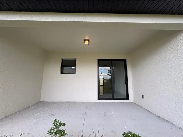 4812-4814 28th St Sw, Lehigh Acres, Florida 33973