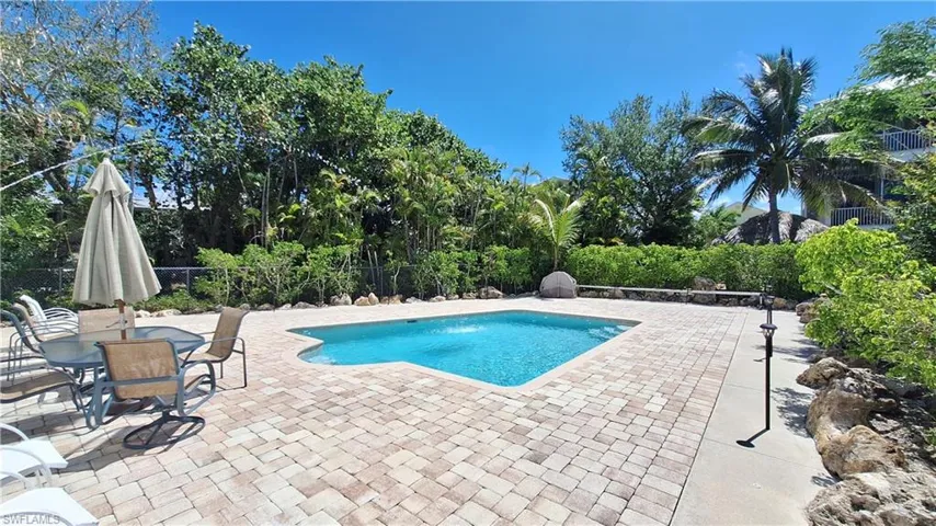 254  Palermo  CIR, Fort Myers Beach, FL 33931