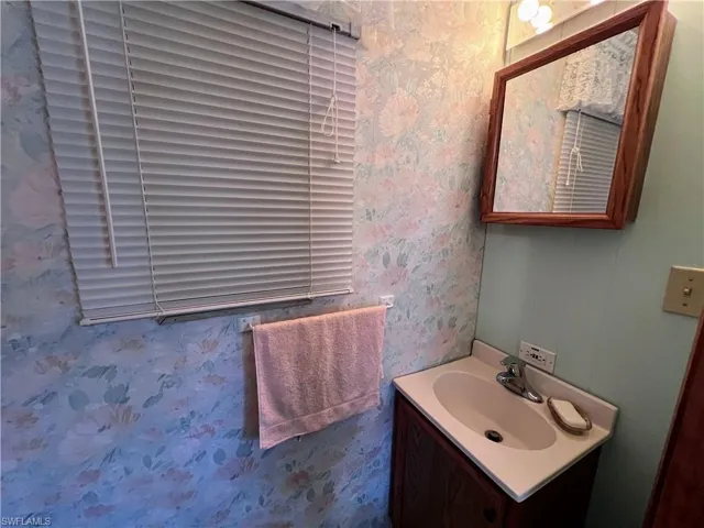 143 Granada ST, FORT MYERS FL 33905