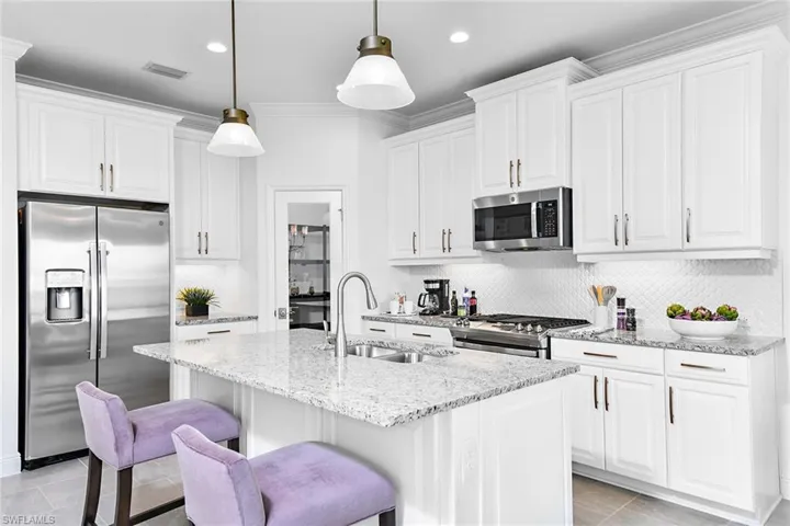 4577  Centaurus  CIR, Naples, FL 34120