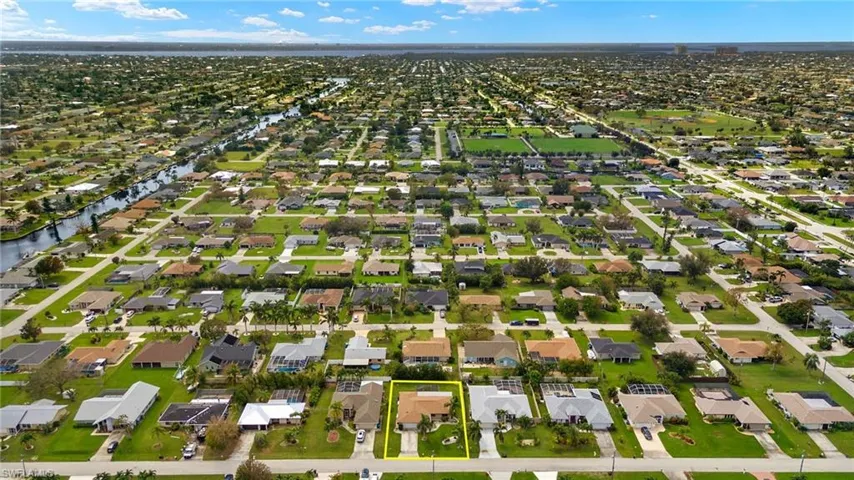 236 Sw 37th Ln, Cape Coral Fl 33914