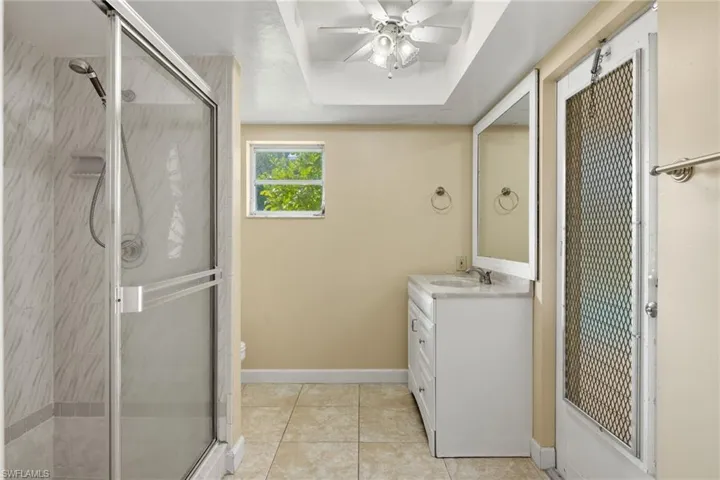 236 Sw 37th Ln, Cape Coral Fl 33914