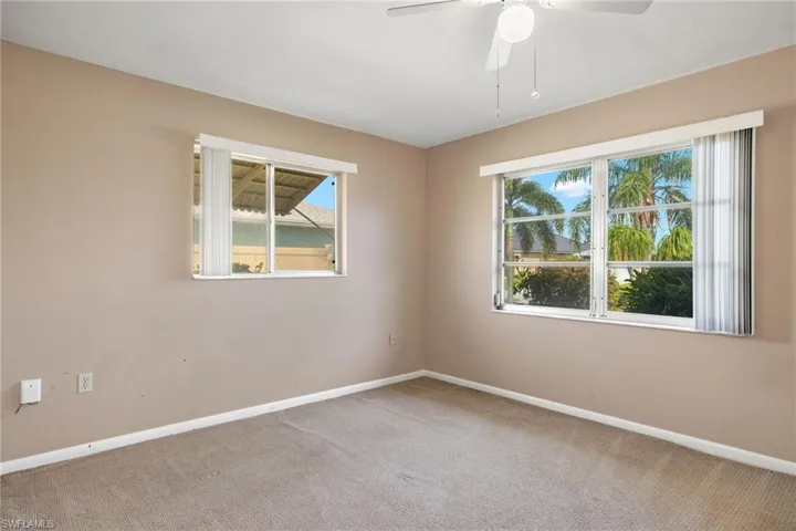 236 Sw 37th Ln, Cape Coral Fl 33914