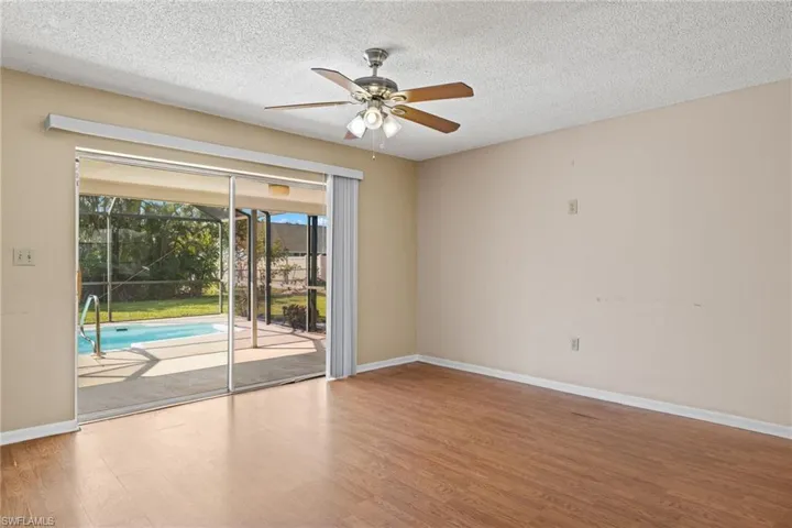 236 Sw 37th Ln, Cape Coral Fl 33914