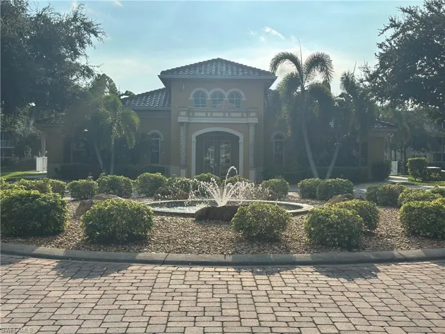 4121 Residence Dr 323, Fort Myers, Florida 33901
