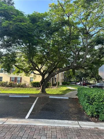 4121 Residence Dr 323, Fort Myers, Florida 33901