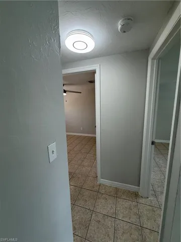 5458 Sholtz St, Naples, Florida 34113