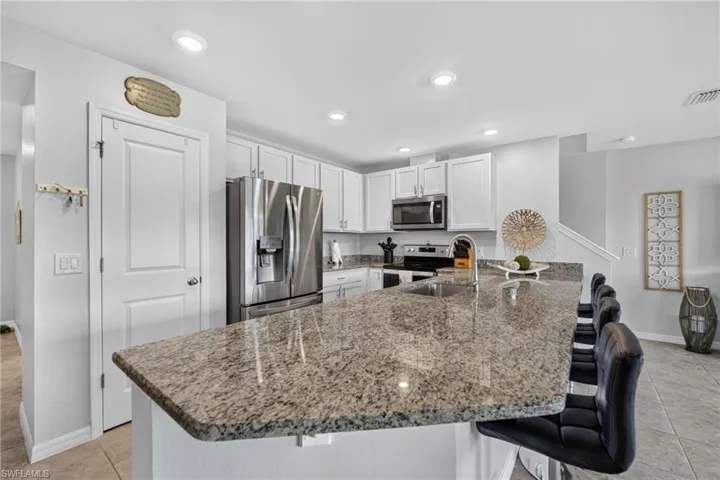 6381 Brant Bay Blvd 102, North Fort Myers, Florida 33917