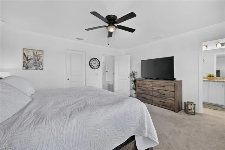 6381 Brant Bay Blvd 102, North Fort Myers, Florida 33917