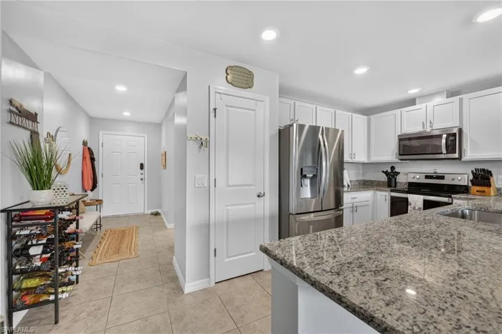 6381 Brant Bay Blvd 102, North Fort Myers, Florida 33917