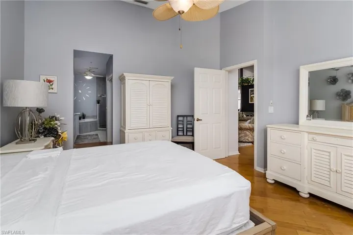 640 Lalique Cir 405, Naples, Florida 34119
