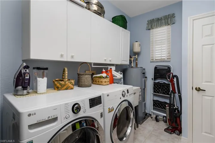 640 Lalique Cir 405, Naples, Florida 34119