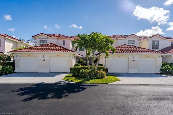 640 Lalique Cir 405, Naples, Florida 34119