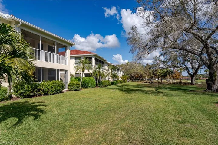 640 Lalique Cir 405, Naples, Florida 34119