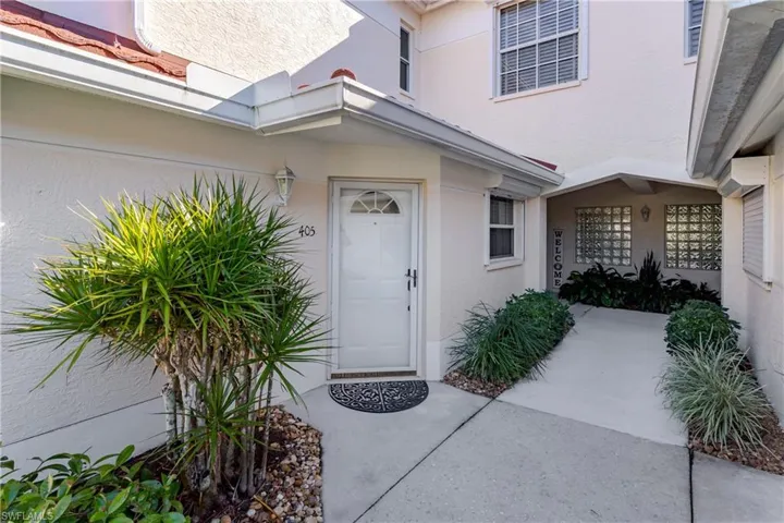 640 Lalique Cir 405, Naples, Florida 34119