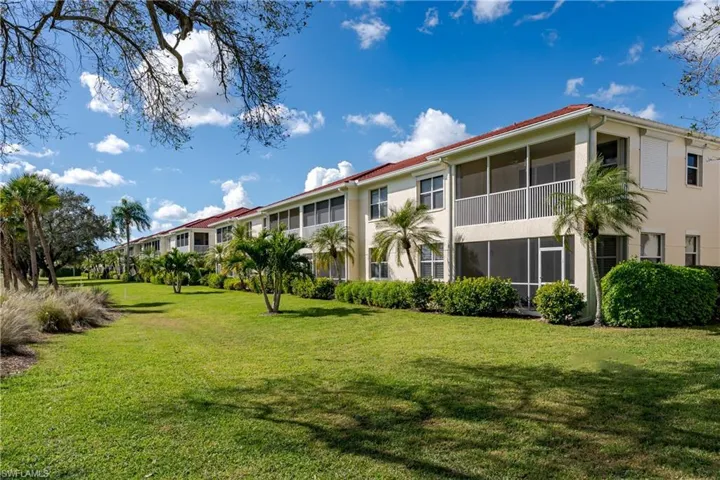 640 Lalique Cir 405, Naples, Florida 34119