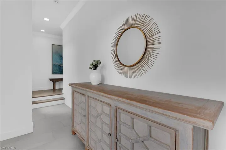 6585 Dominica Dr 201, Naples, Florida 34113