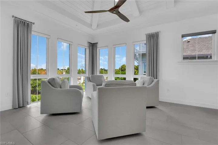 6585 Dominica Dr 201, Naples, Florida 34113