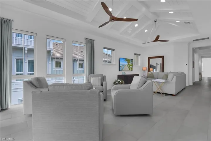 6585 Dominica Dr 201, Naples, Florida 34113