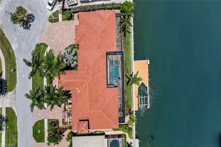 1221 Redwood Ct, Marco Island, Florida 34145