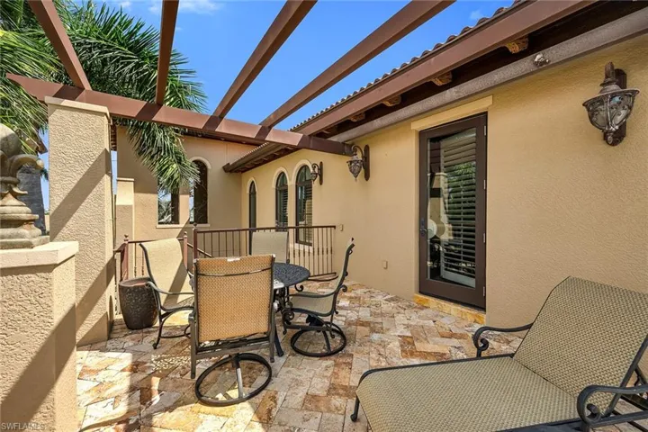 1221 Redwood Ct, Marco Island, Florida 34145