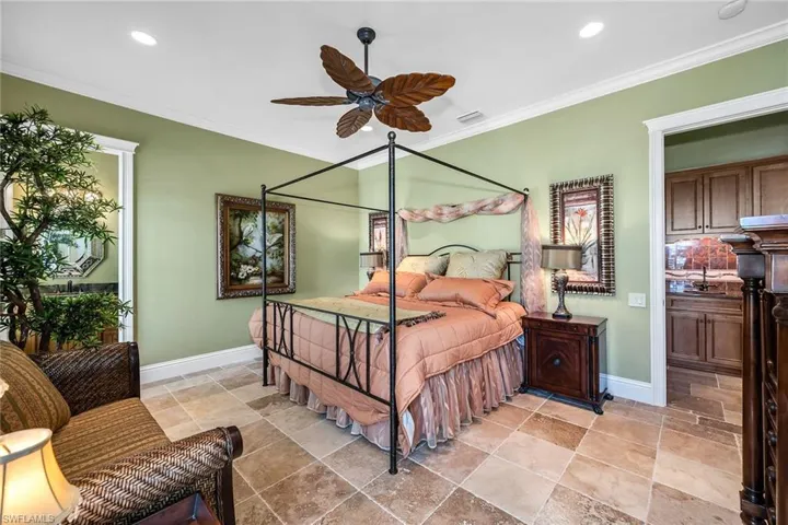 1221 Redwood Ct, Marco Island, Florida 34145