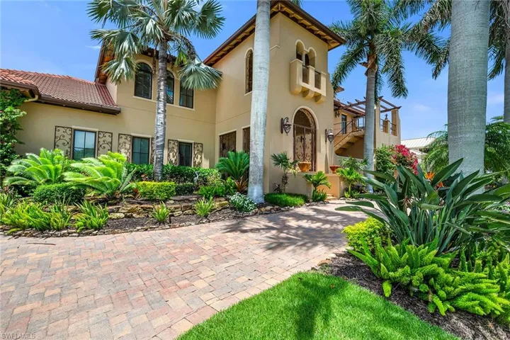 1221 Redwood Ct, Marco Island, Florida 34145