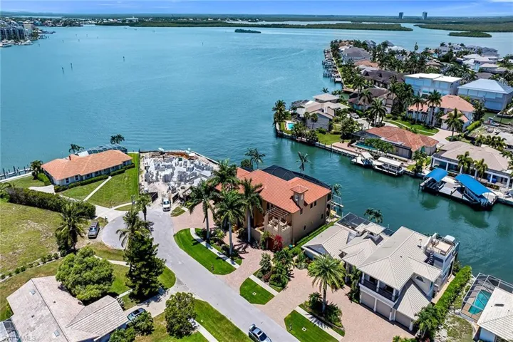 1221 Redwood Ct, Marco Island, Florida 34145