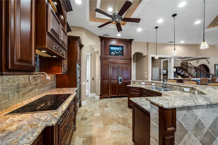 1221 Redwood Ct, Marco Island, Florida 34145