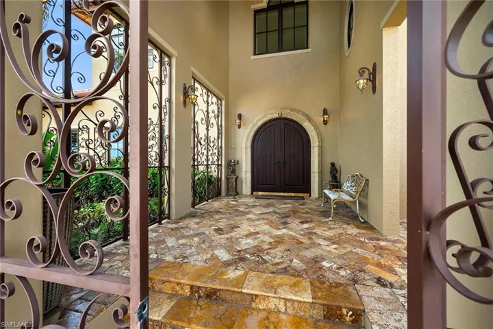 1221 Redwood Ct, Marco Island, Florida 34145