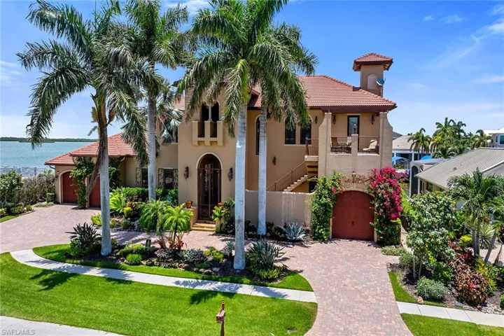 1221 Redwood Ct, Marco Island, Florida 34145