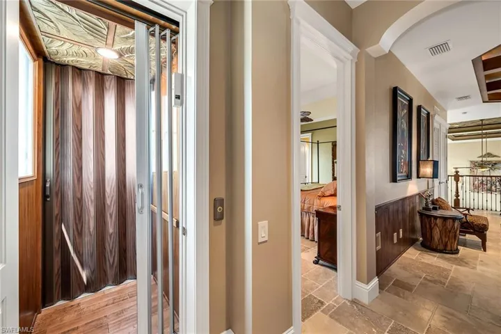 1221 Redwood Ct, Marco Island, Florida 34145
