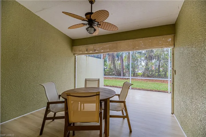 5636  Greenwood  CIR, Naples, FL 34112