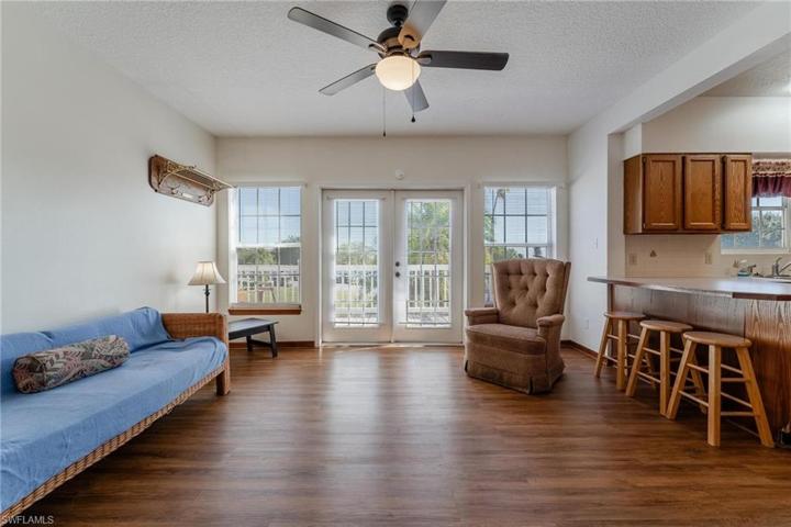 300  1st  ST, Moore Haven, FL 33471