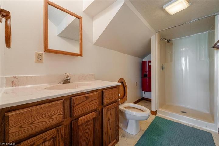 300  1st  ST, Moore Haven, FL 33471