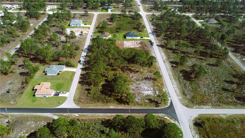 1104  Pisa E ST, LEHIGH ACRES, FL 33974