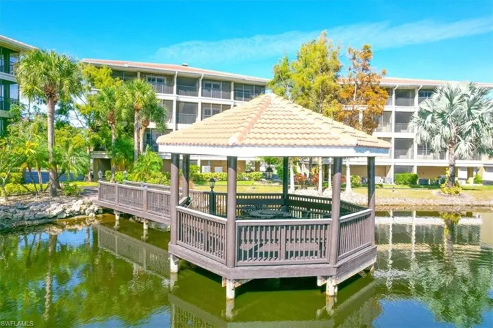 10060 Lake Cove Dr # 202, Fort Myers, Florida 33908