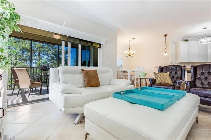 10060  Lake Cove  DR, Fort Myers, FL 33908