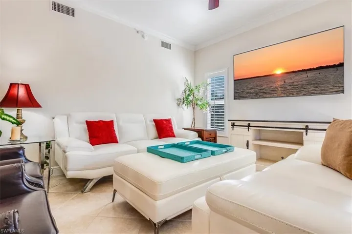 10060 Lake Cove Dr # 202, Fort Myers, Florida 33908