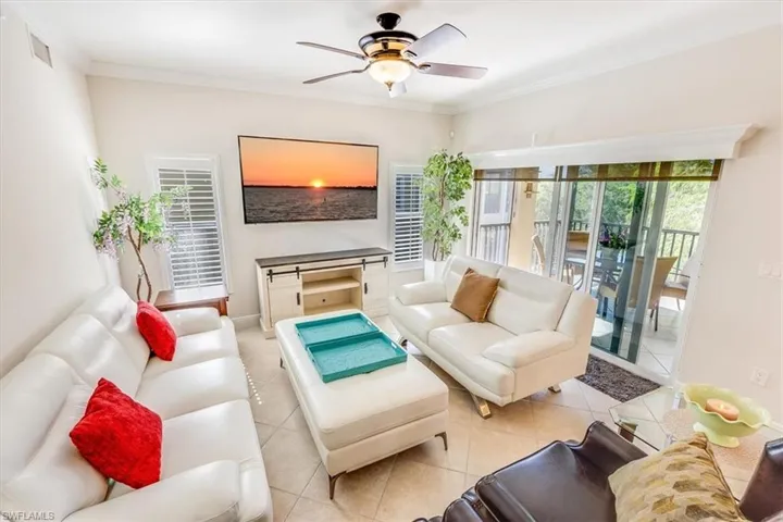 10060  Lake Cove  DR, Fort Myers, FL 33908