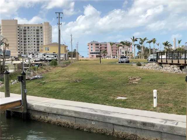 50 Ft Easement to Hogue Channel