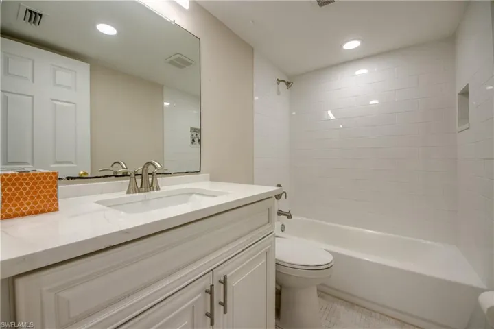 920 Se 46th St 1, Cape Coral, Florida 33904