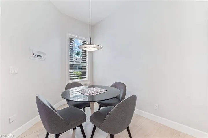 Dine in kitchen area