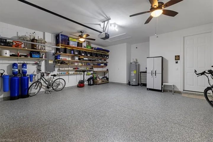 907  Stonewater Lake  TER, Cape Coral, FL 33993