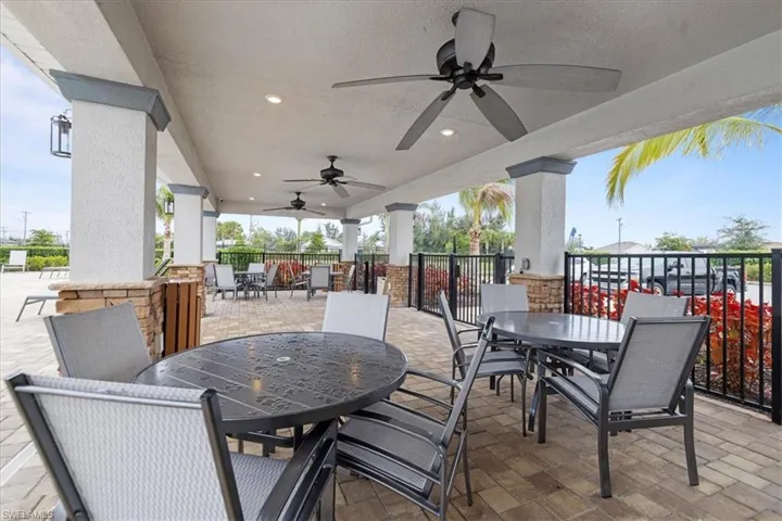 907  Stonewater Lake  TER, Cape Coral, FL 33993