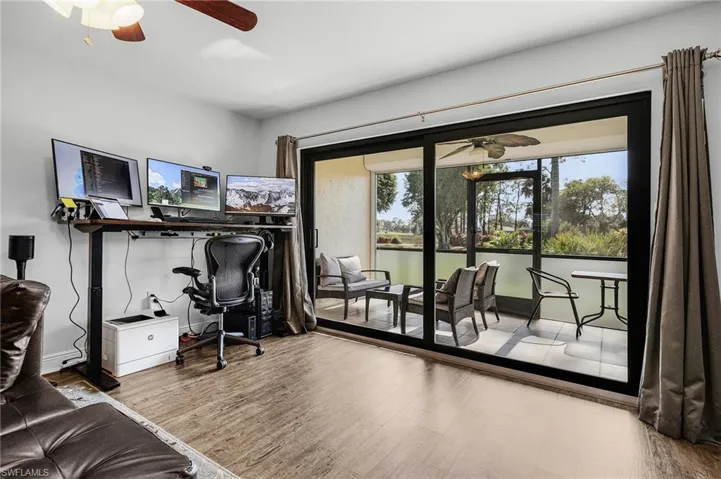 5725  Gage  LN, Naples, FL 34113