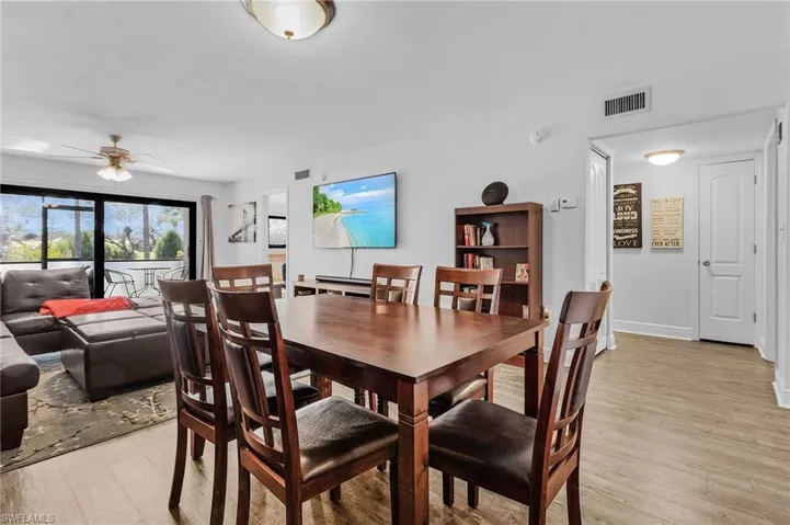5725  Gage  LN, Naples, FL 34113