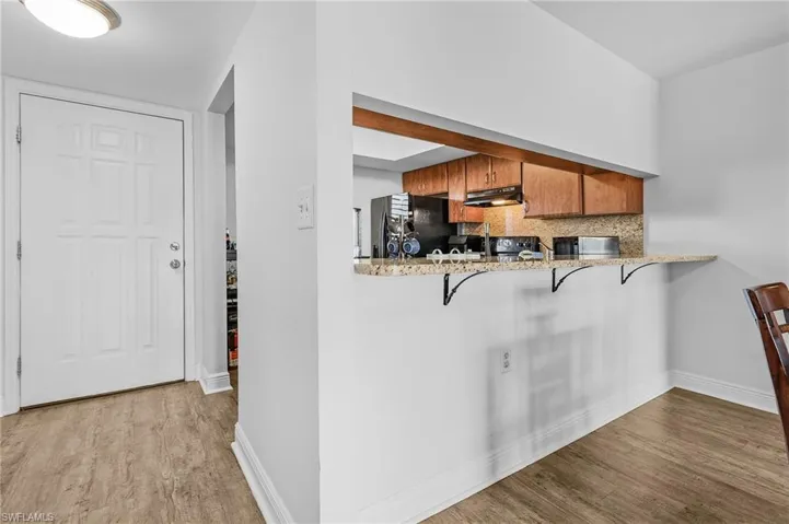 5725  Gage  LN, Naples, FL 34113