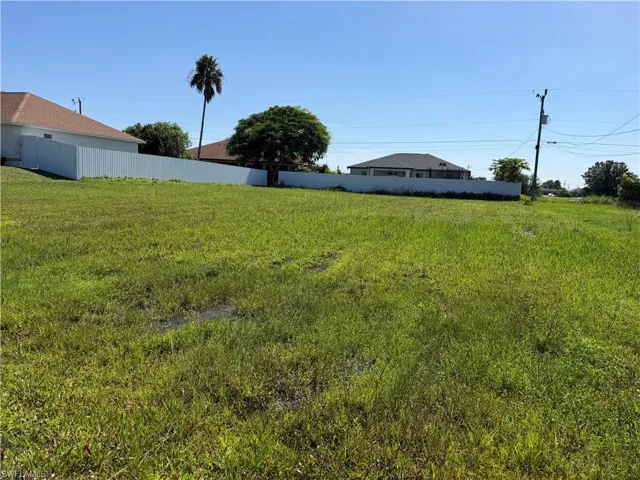 1121 6th Ave, Cape Coral, Florida 33993